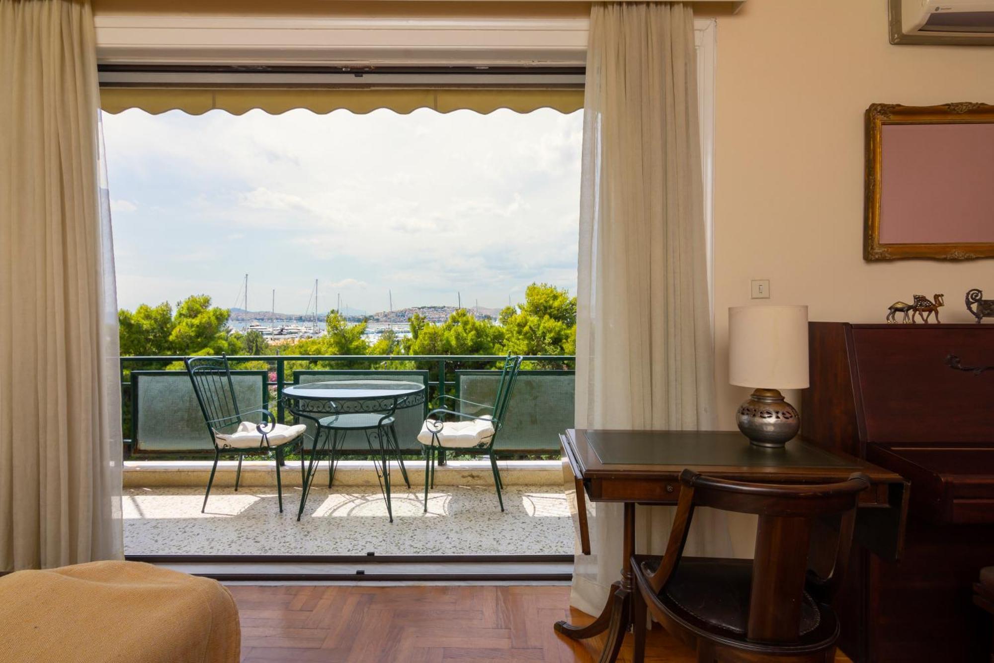 Spacious Next To Marina Flisvo