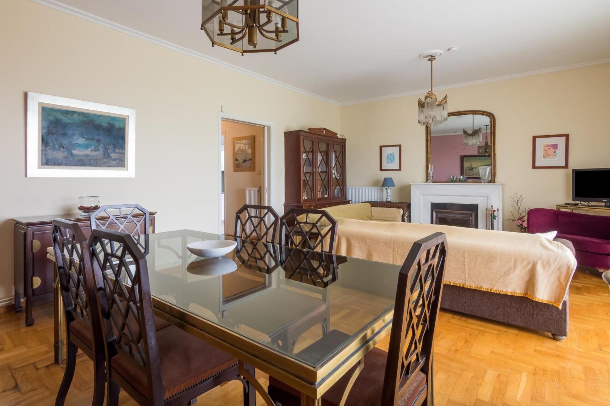 Spacious Next To Marina Flisvo Apartment Athens