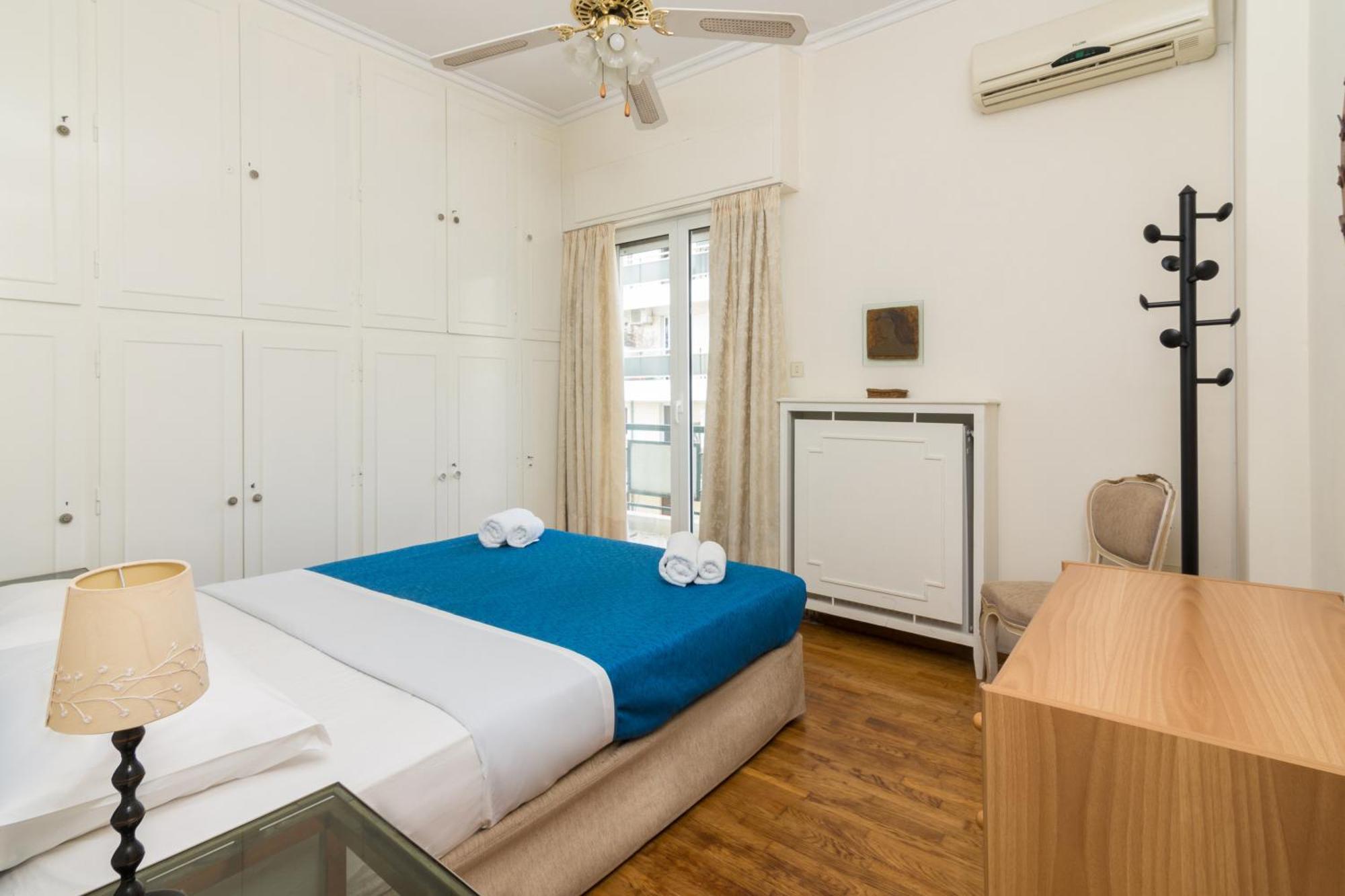 Apartment Spacious Next To Marina Flisvo Athens