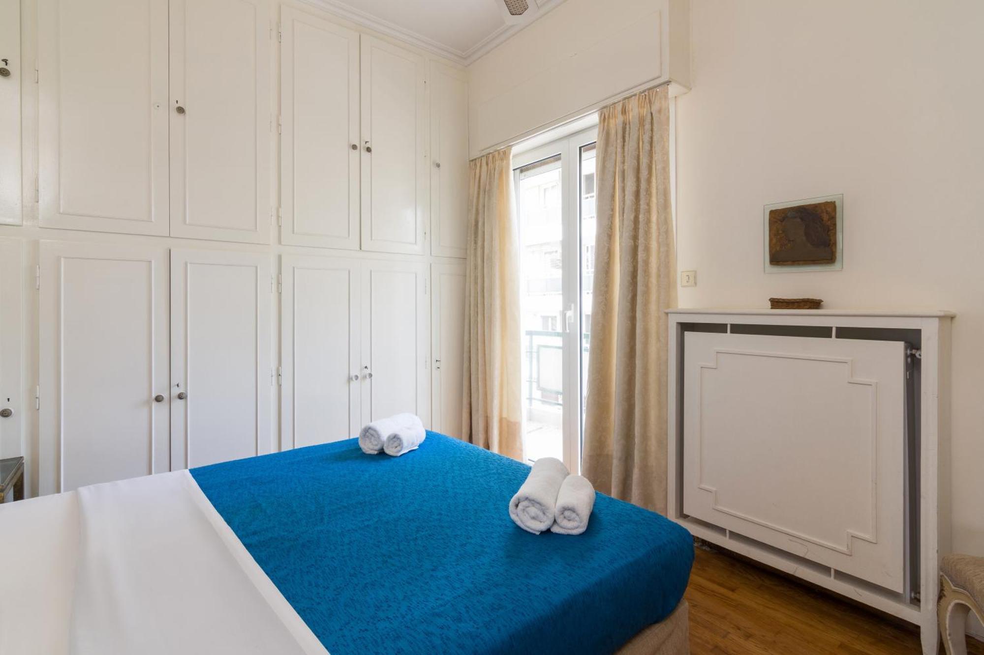 Spacious Next To Marina Flisvo * Atenas